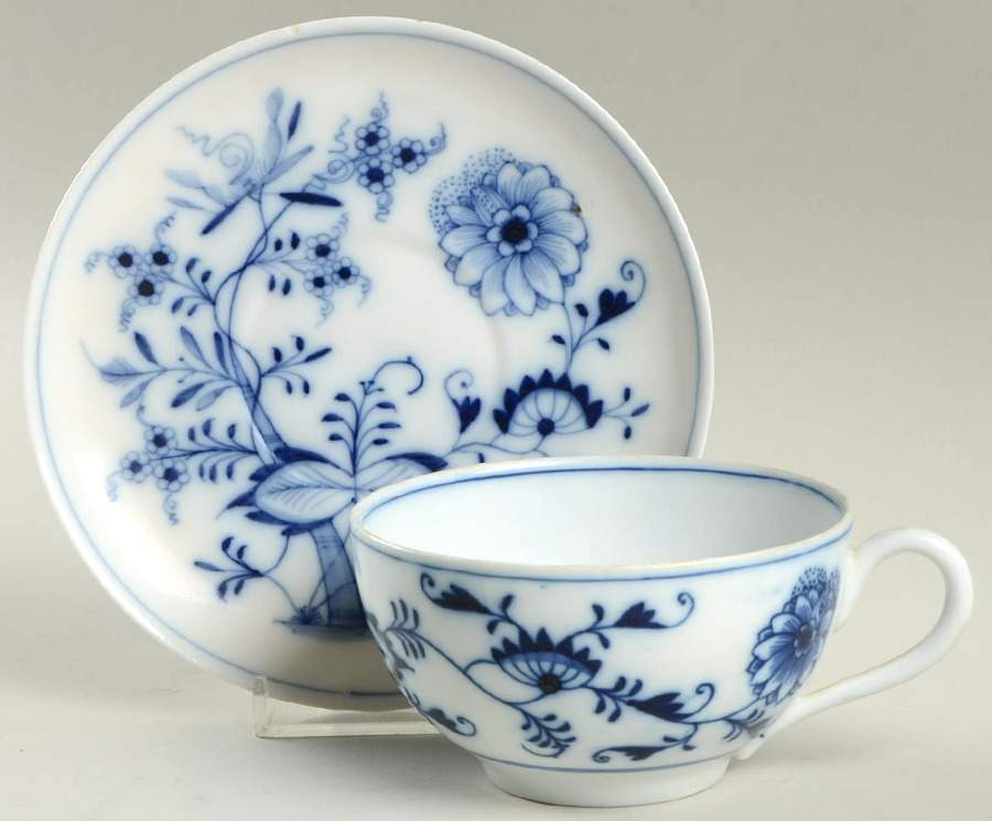 Blue Onion (Oval Backstamp) Flat Cup & Saucer Set by Meissen (Germany)-1