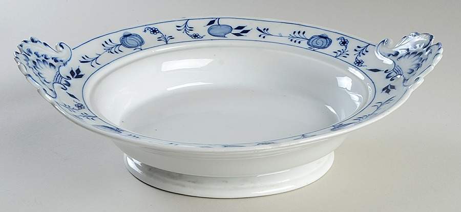 Blue Onion (Oval Backstamp) Oval Vegetable No Lid by Meissen (Germany)-1