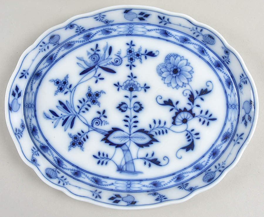 Blue Onion (Oval Backstamp) 11" Oval Tray by Meissen (Germany)-1