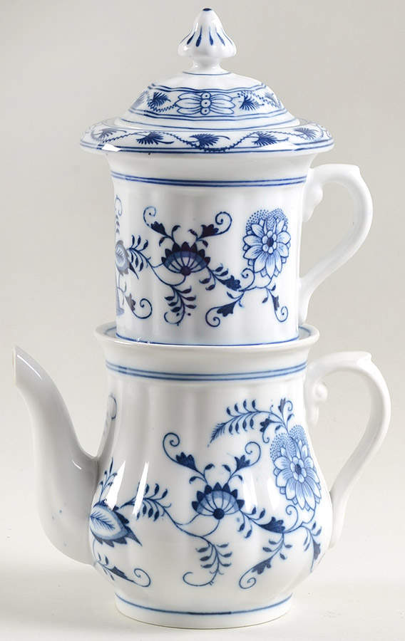 Blue Onion (Oval Backstamp) (4 Pc) Teapot & Lid w/Drip by Meissen (Germany)-1