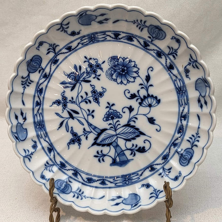 Blue Onion (Oval Backstamp) Cake Plate by Meissen (Germany)-1