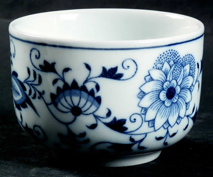 Blue Onion (Oval Backstamp) Sugar Bowl No Lid by Meissen (Germany)-1