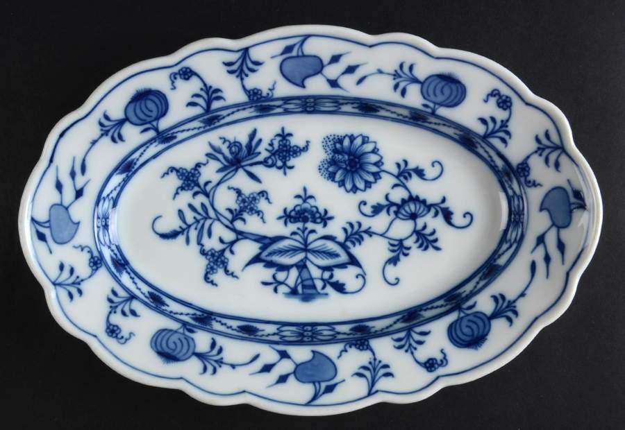 Blue Onion (Oval Backstamp) 10" Oval Serving Platter by Meissen (Germany)-1