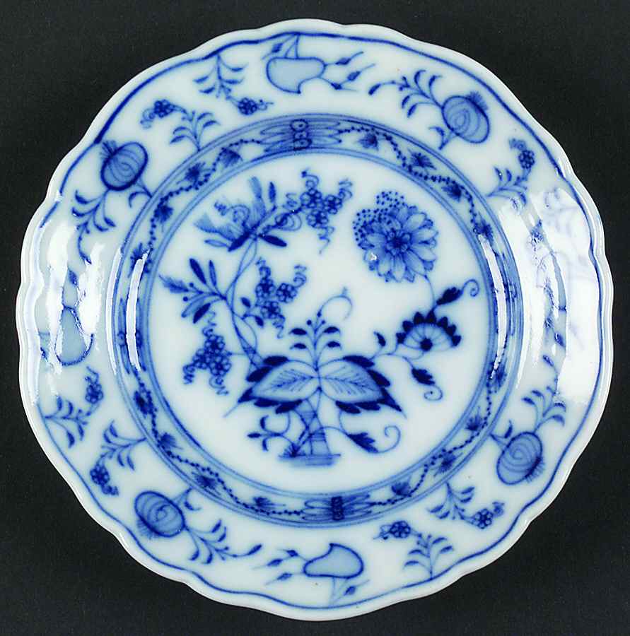 Blue Onion (Oval Backstamp) Bread & Butter Plate by Meissen (Germany)-1