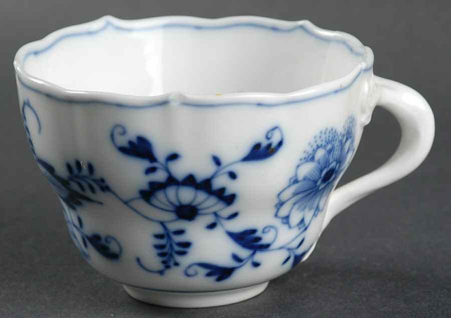 Blue Onion (Oval Backstamp) Flat Cup by Meissen (Germany)-1