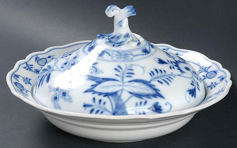 Blue Onion (Oval Backstamp) Round Covered Vegetable by Meissen (Germany)-1