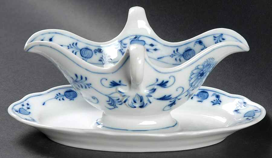 Blue Onion (Oval Backstamp) Gravy Boat with Attached Underplate by Meissen (Germany)-1