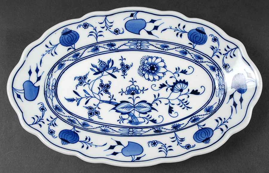 Blue Onion (Oval Backstamp) 11" Oval Serving Platter by Meissen (Germany)-1