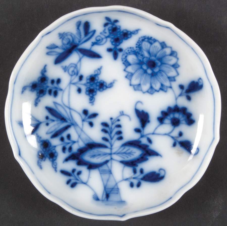 Blue Onion (Oval Backstamp) Coaster by Meissen (Germany)-1