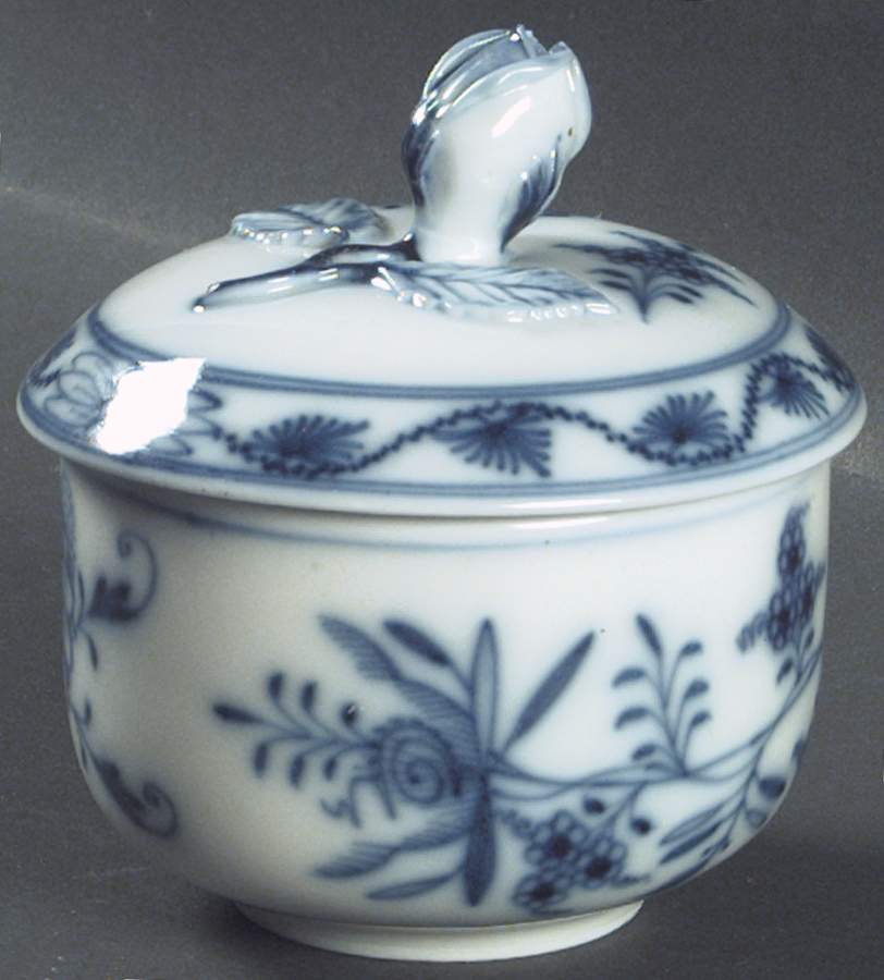 Blue Onion (Oval Backstamp) Mini Sugar Bowl & Lid by Meissen (Germany)-1