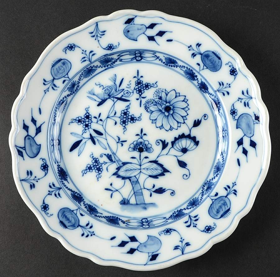 Blue Onion (Oval Backstamp) Luncheon Plate by Meissen (Germany)-1