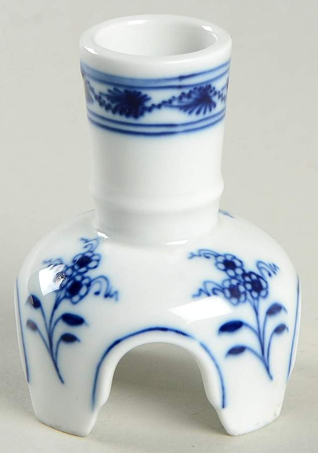 Blue Onion ("Sword" Backstamp) 2" Candlestick by Meissen (Germany)-1