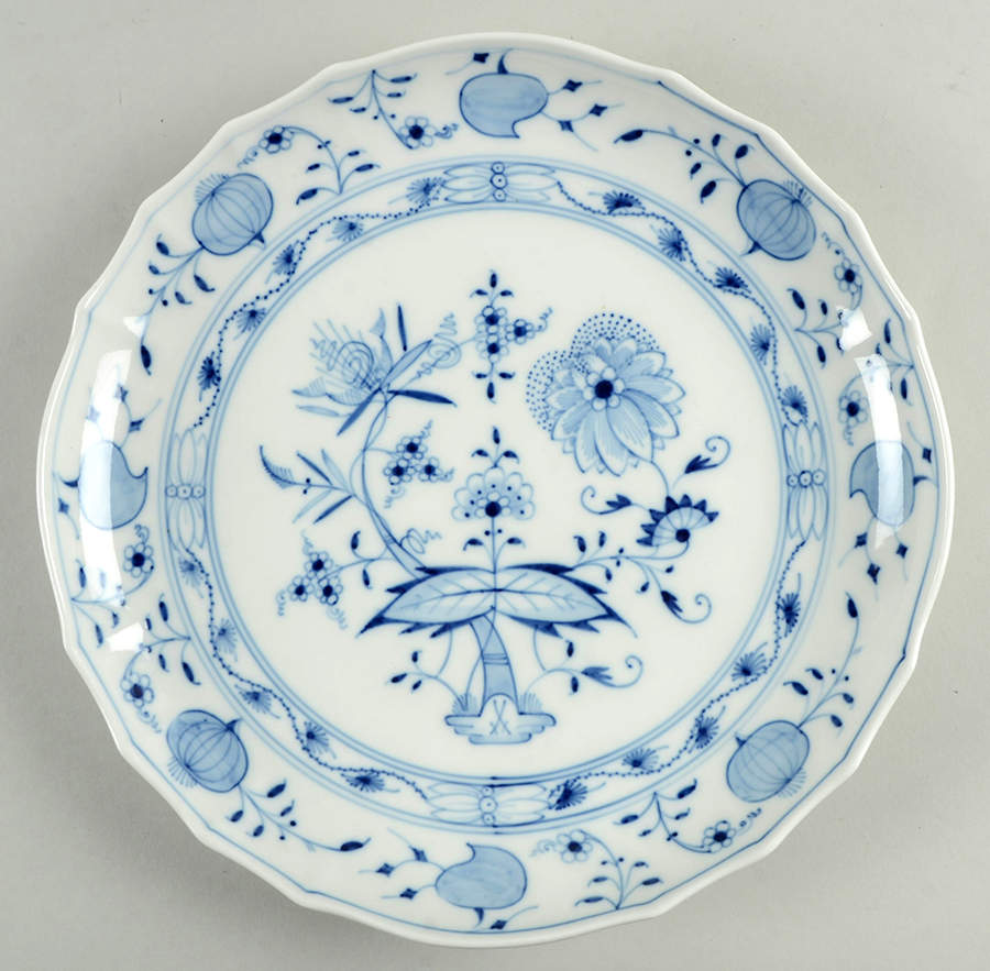 Blue Onion ("Sword" Backstamp) 10" Shallow Bowl by Meissen (Germany)-1