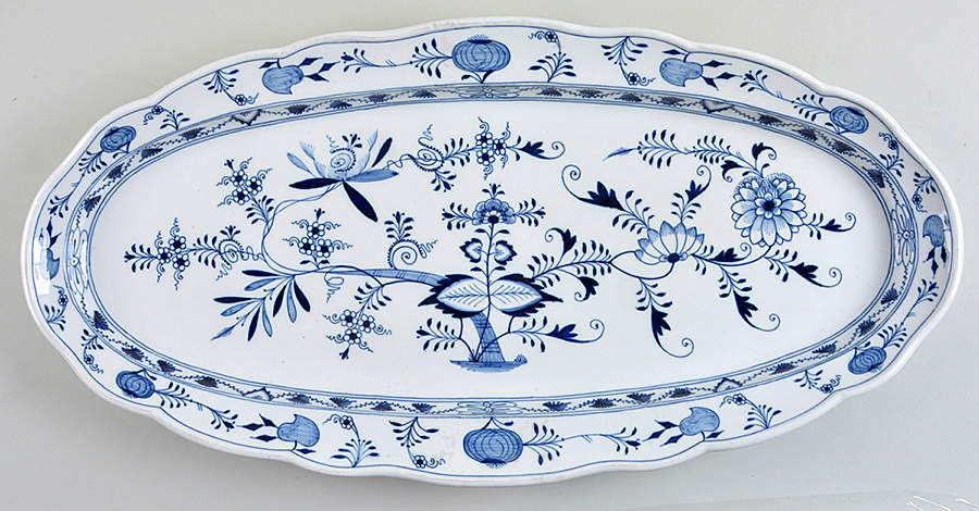 Blue Onion ("Sword" Backstamp) 25" Fish Platter by Meissen (Germany)-1