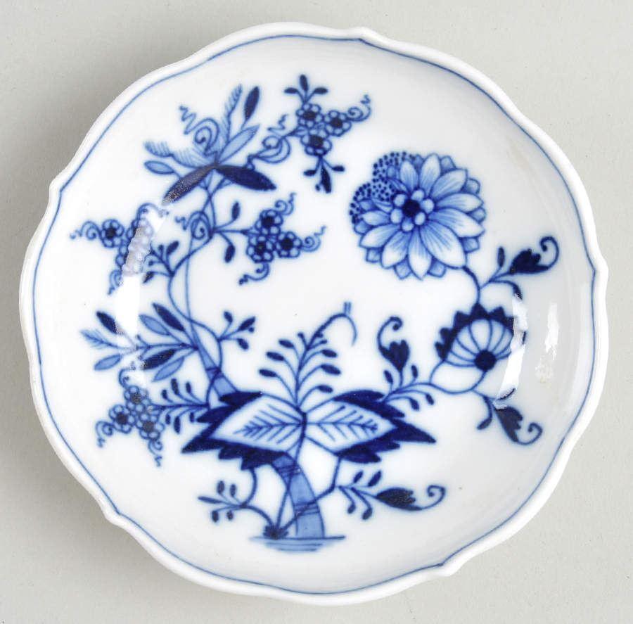 Blue Onion ("Sword" Backstamp) Coaster by Meissen (Germany)-1