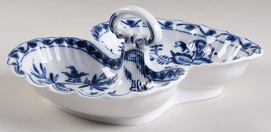 Blue Onion ("Sword" Backstamp) 9" 2-Part Handled Relish by Meissen (Germany)-1