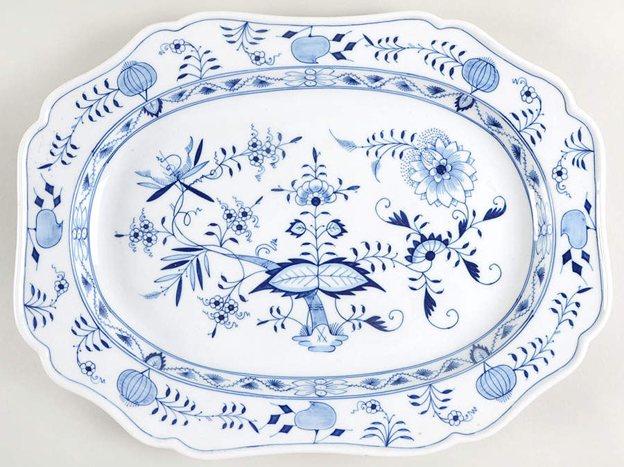 Blue Onion ("Sword" Backstamp) 17" Oval Serving Platter by Meissen (Germany)-1