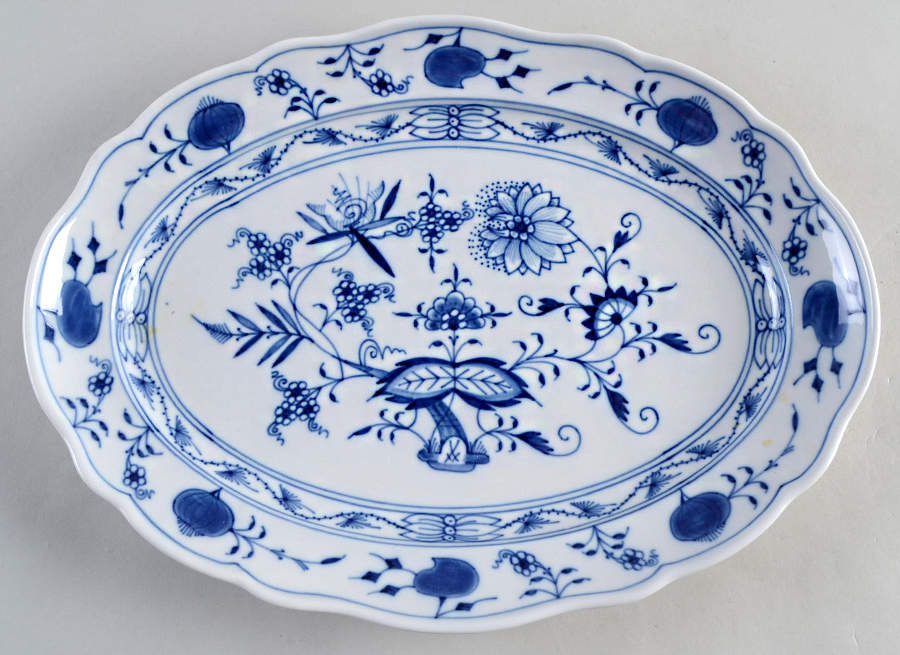 Blue Onion ("Sword" Backstamp) 12" Oval Serving Platter by Meissen (Germany)-1