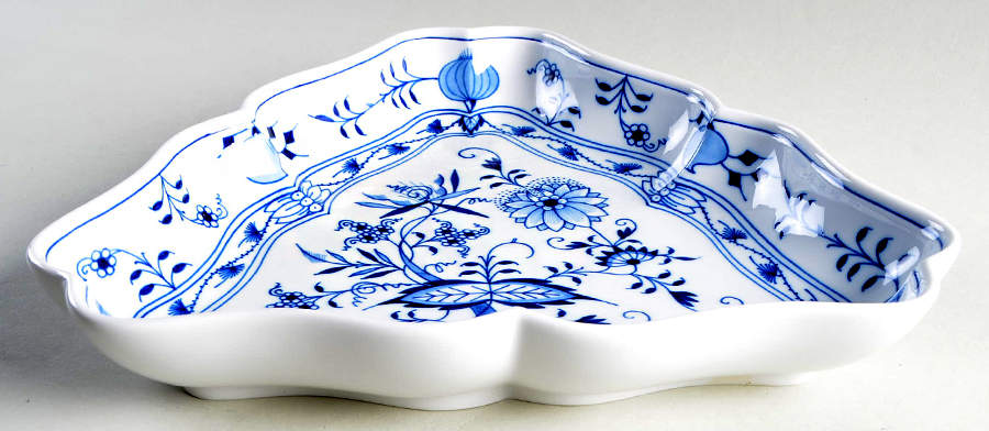 Blue Onion ("Sword" Backstamp) 10" Triangular Vegetable Bowl by Meissen (Germany)-1