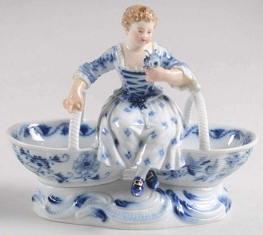 Blue Onion ("Sword" Backstamp) Open Salt by Meissen (Germany)-1