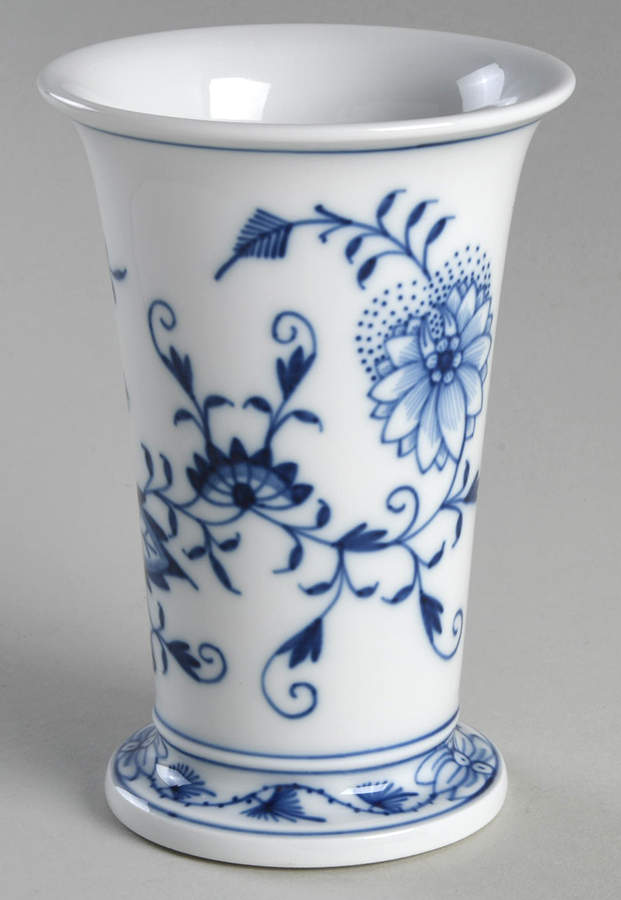 Blue Onion ("Sword" Backstamp) 5" Vase by Meissen (Germany)-1