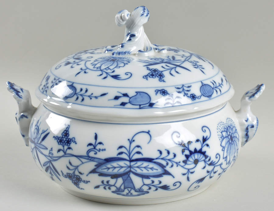 Blue Onion ("Sword" Backstamp) Round Covered Vegetable by Meissen (Germany)-1