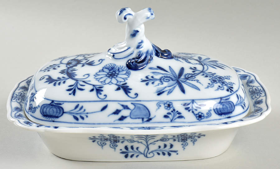 Blue Onion ("Sword" Backstamp) Butter Box & Lid by Meissen (Germany)-1