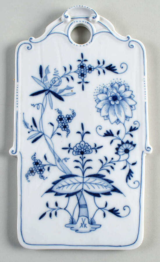 Blue Onion ("Sword" Backstamp) Cheese and Cracker Board by Meissen (Germany)-1