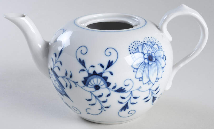 Blue Onion ("Sword" Backstamp) Small Teapot No Lid by Meissen (Germany)-1