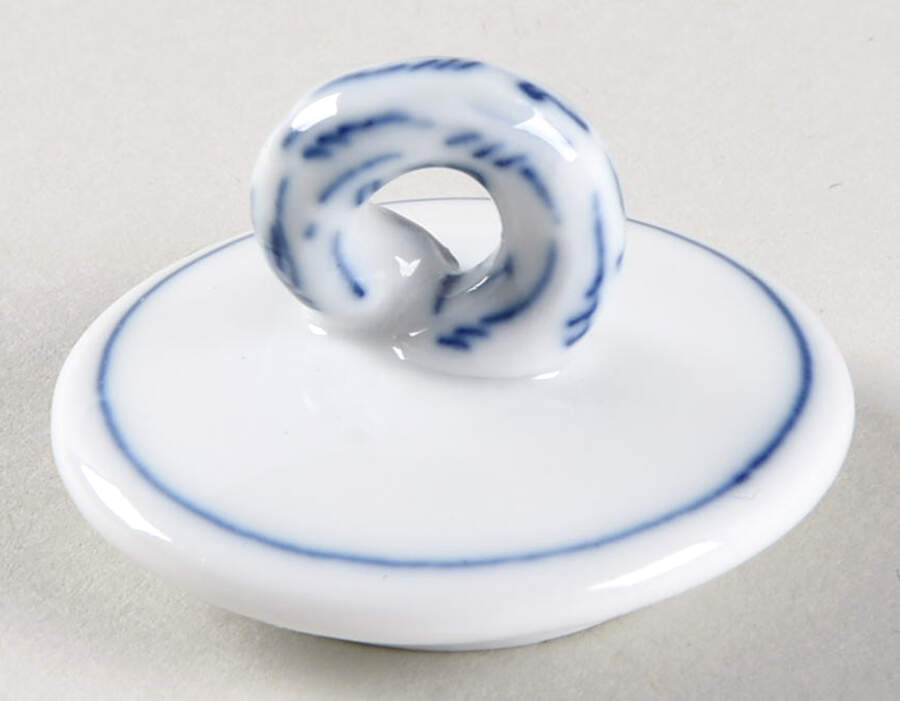 Blue Onion ("Sword" Backstamp) Stopper for Vinegar Cuet Stopper by Meissen (Germany)-1