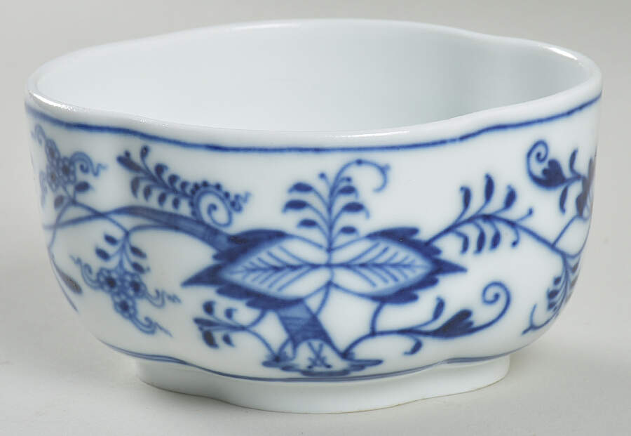 Blue Onion ("Sword" Backstamp) Sugar Bowl No Lid by Meissen (Germany)-1