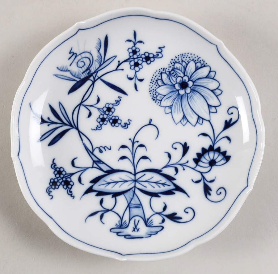 Blue Onion ("Sword" Backstamp) Saucer for Flat Cream Soup Bowl by Meissen (Germany)-1