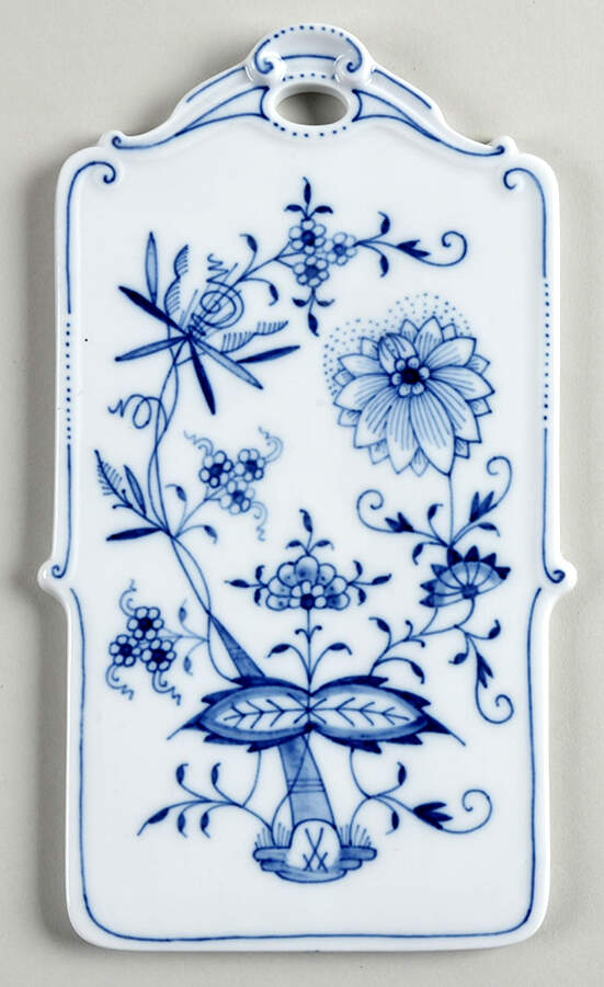 Blue Onion ("Sword" Backstamp) Cheese & Cracker Board by Meissen (Germany)-1