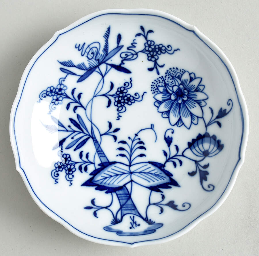 Blue Onion ("Sword" Backstamp) Saucer for Flat Cup by Meissen (Germany)-1