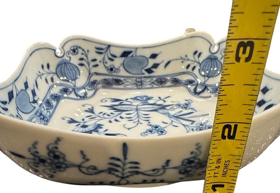 Blue Onion ("Sword" Backstamp) Bon Bon by Meissen (Germany)-1