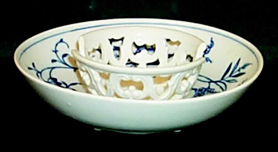 Blue Onion ("Sword" Backstamp) Hurricane Lamp No Globe by Meissen (Germany)-1