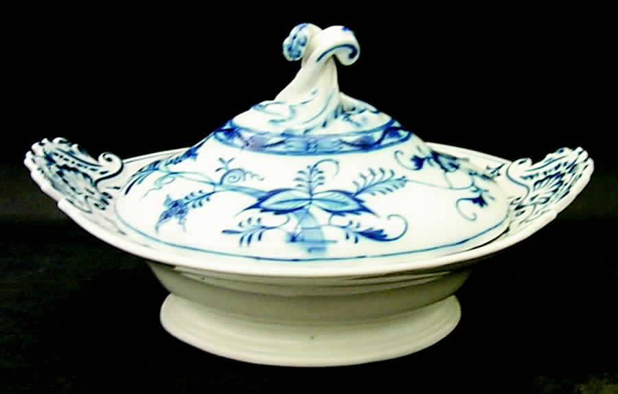 Blue Onion ("Sword" Backstamp) Oval Covered Vegetable by Meissen (Germany)-1