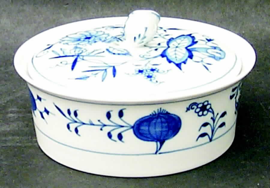 Blue Onion ("Sword" Backstamp) Butter Tub & Lid by Meissen (Germany)-1