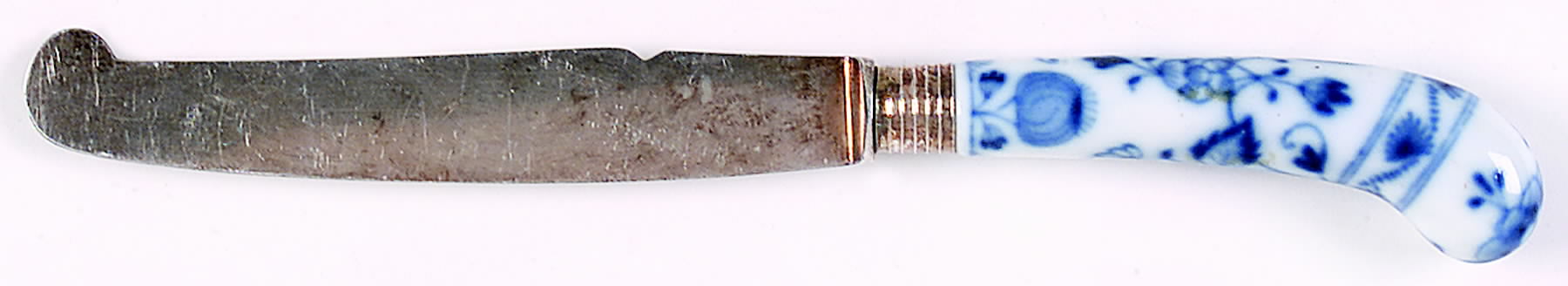 Blue Onion ("Sword" Backstamp) Hollow Handle Master Butter Knife by Meissen (Germany)-1