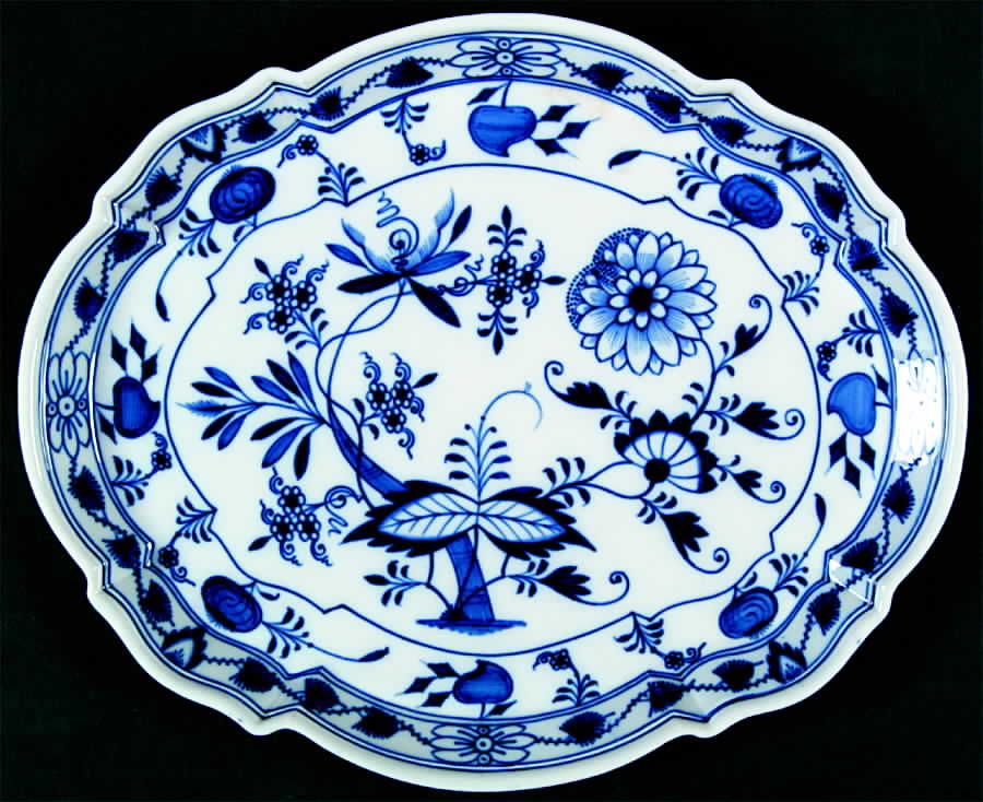 Blue Onion ("Sword" Backstamp) 10" Oval Tray by Meissen (Germany)-1