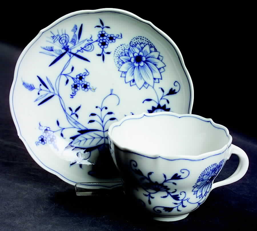 Blue Onion ("Sword" Backstamp) Flat Cup & Saucer Set by Meissen (Germany)-1