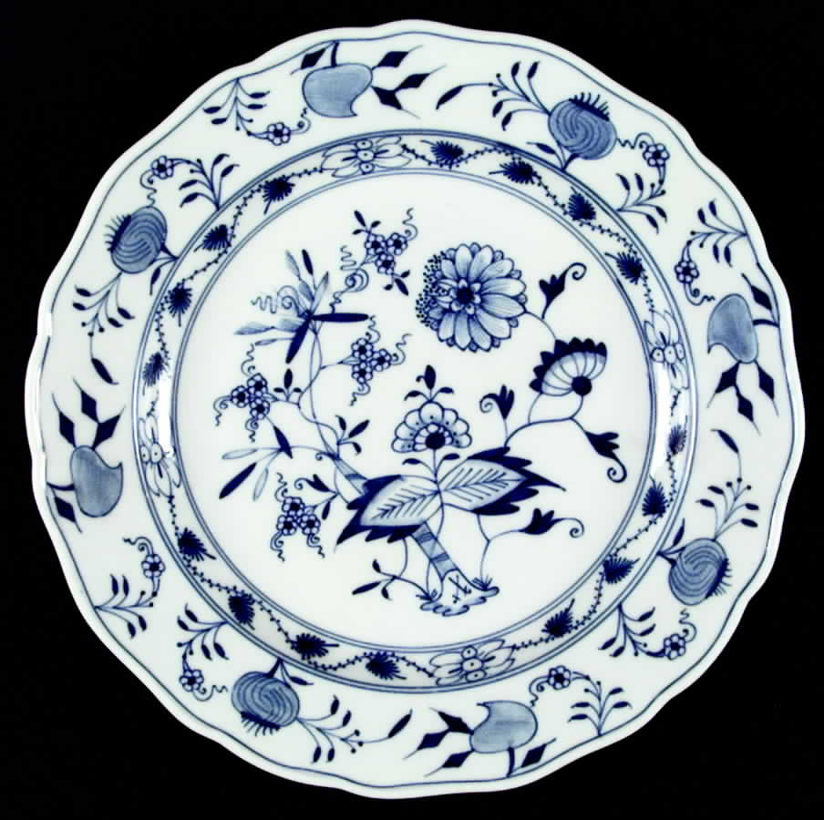 Blue Onion ("Sword" Backstamp) Dinner Plate by Meissen (Germany)-1