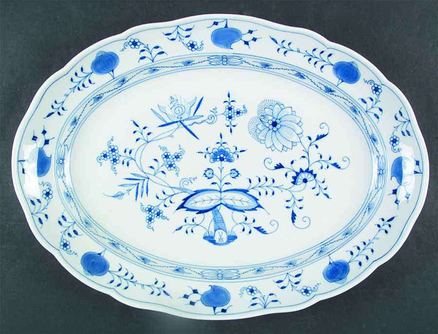 Blue Onion ("Sword" Backstamp) 16" Oval Serving Platter by Meissen (Germany)-1