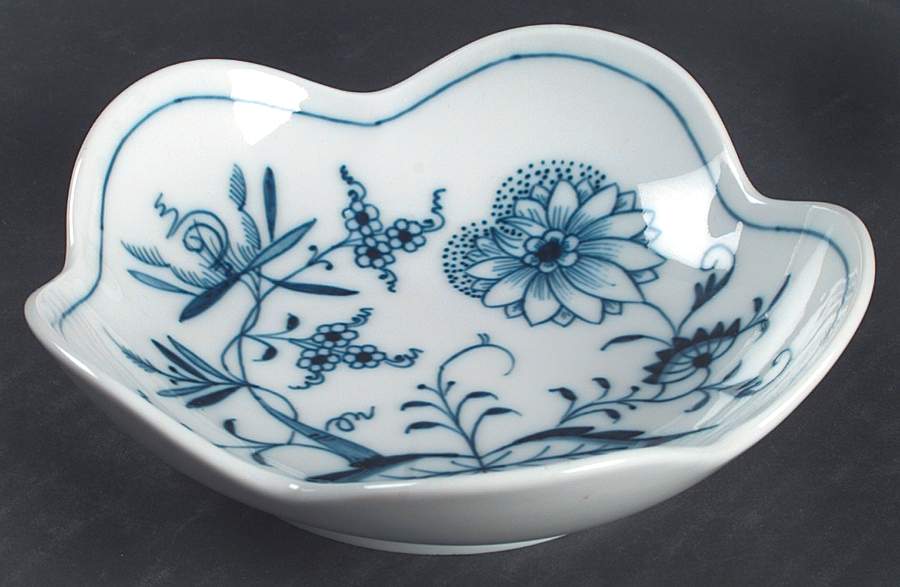 Blue Onion ("Sword" Backstamp) Small Round Fluted Bowl by Meissen (Germany)-1