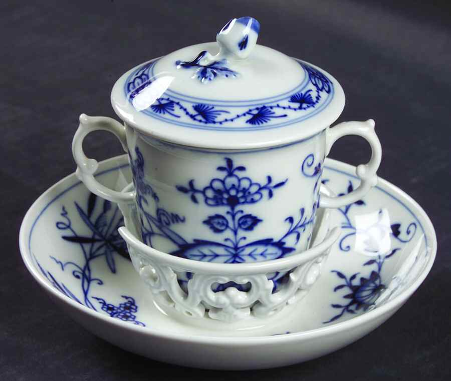 Blue Onion ("Sword" Backstamp) Cup & Saucer with Pierced Holder & Lid by Meissen (Germany)-1