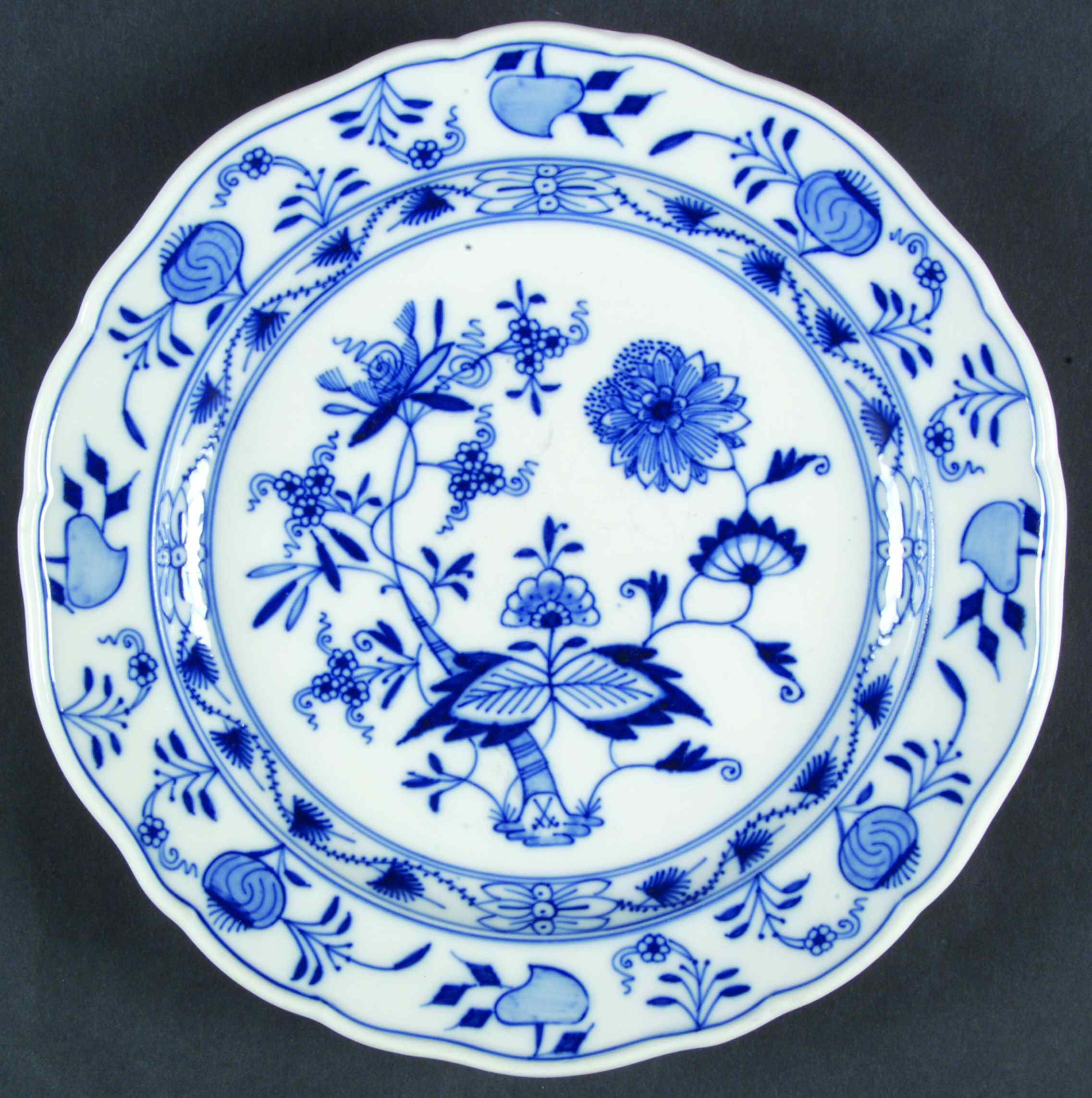 Blue Onion ("Sword" Backstamp) Luncheon Plate by Meissen (Germany)-1