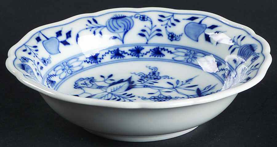 Blue Onion ("Sword" Backstamp) Fruit/Dessert (Sauce) Bowl by Meissen (Germany)-1