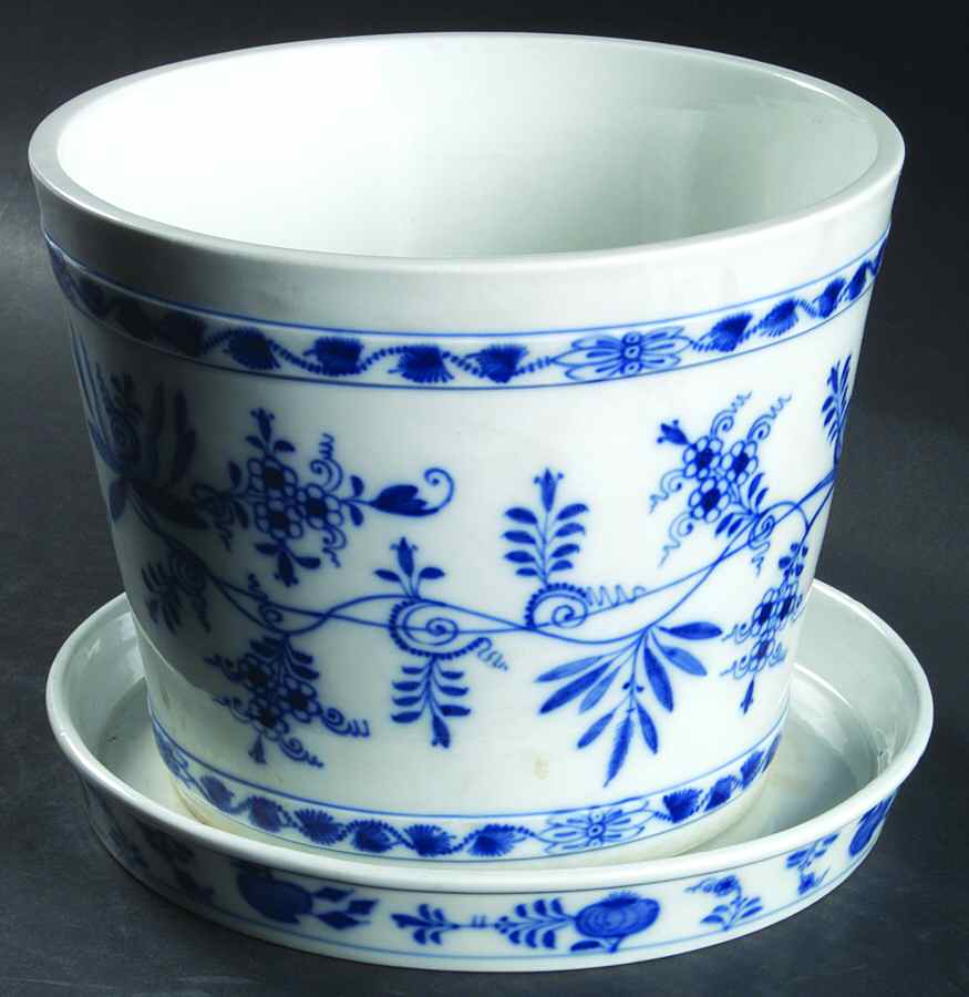 Blue Onion ("Sword" Backstamp) 6" Flower Pot & Underplate by Meissen (Germany)-1