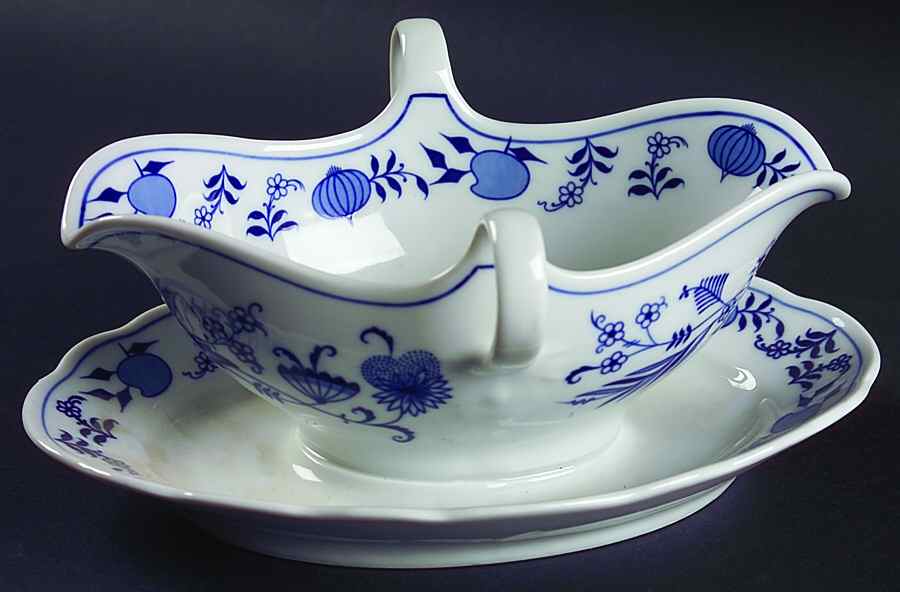 Blue Onion ("Sword" Backstamp) Gravy Boat with Attached Underplate by Meissen (Germany)-1