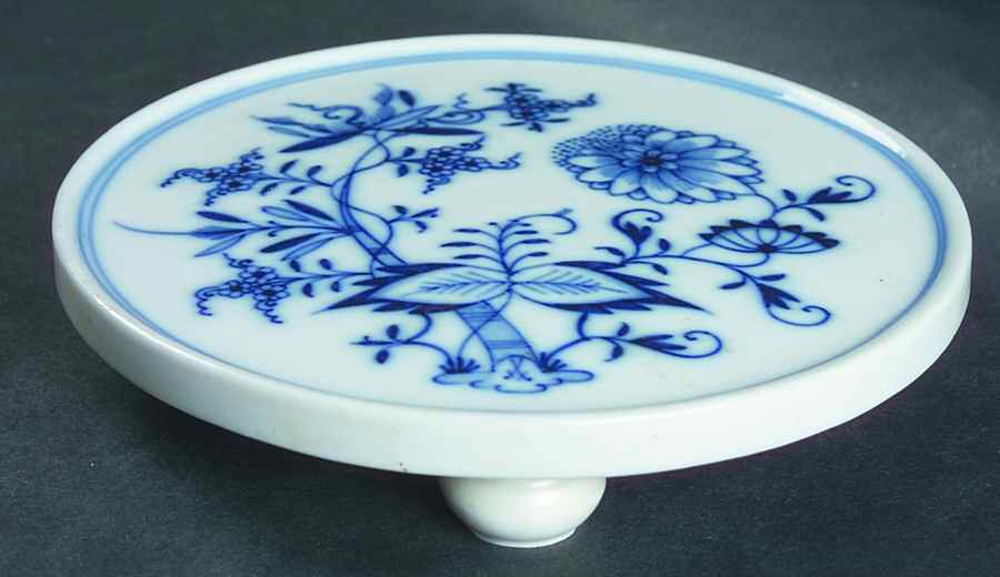Blue Onion ("Sword" Backstamp) Tea Tile by Meissen (Germany)-1